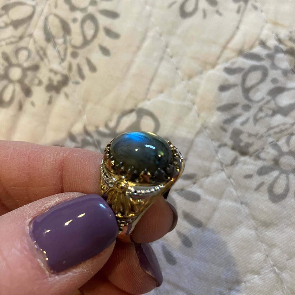 Gold-Tone Labradorite Oval Statement Ring - Unbra… - image 4